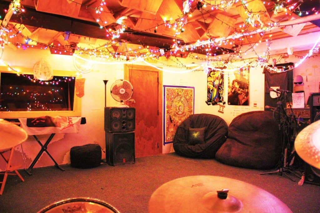 Very cool vibey Rock space in the heart of Hells Kitchen nyc new york city rental