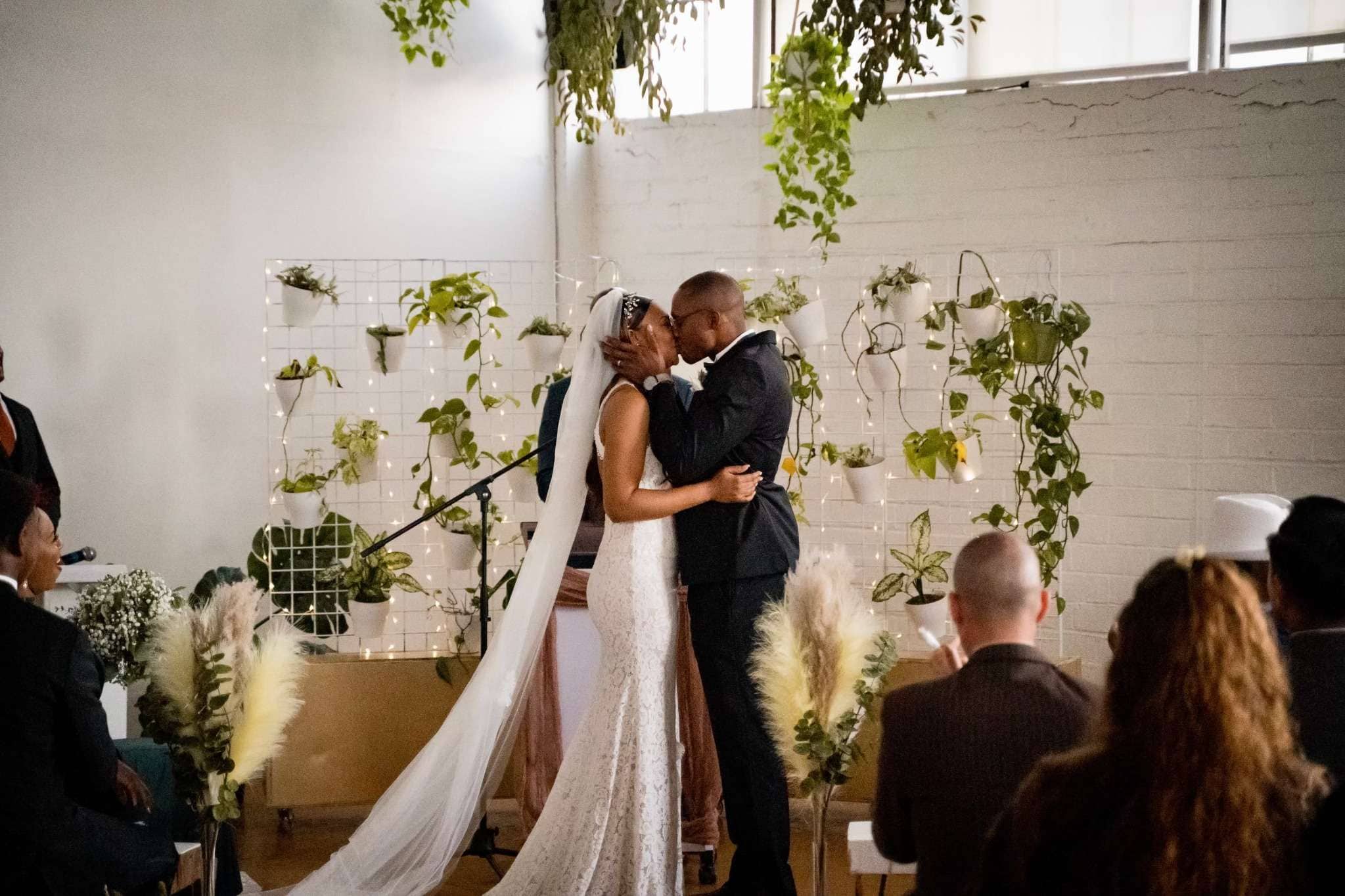 Romantic Sacramento wedding venue set for a golden-hour reception