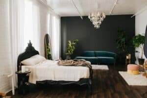 12 Gorgeous Indoor Photoshoot Locations in Tampa (2025) | Peerspace