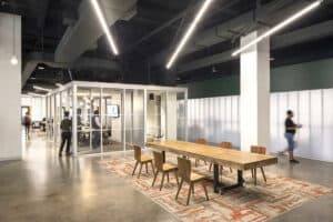 10 Rentable Meeting Rooms Near EWR (Newark Liberty International Airport) | Peerspace