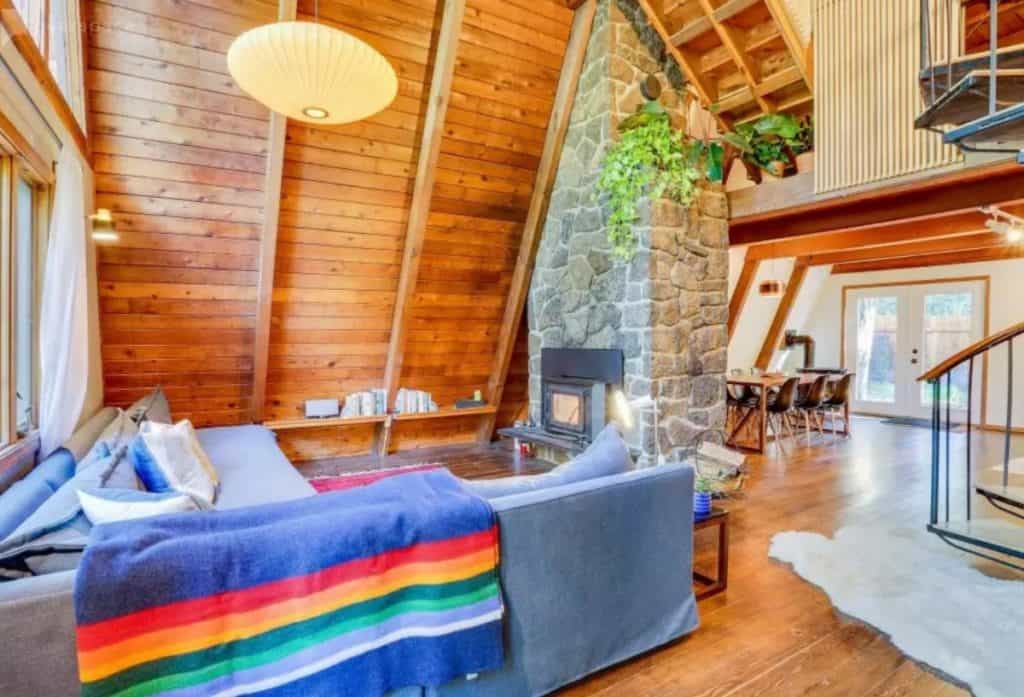 Well designed modern A-frame Cabin on Mt Hood oregon rental