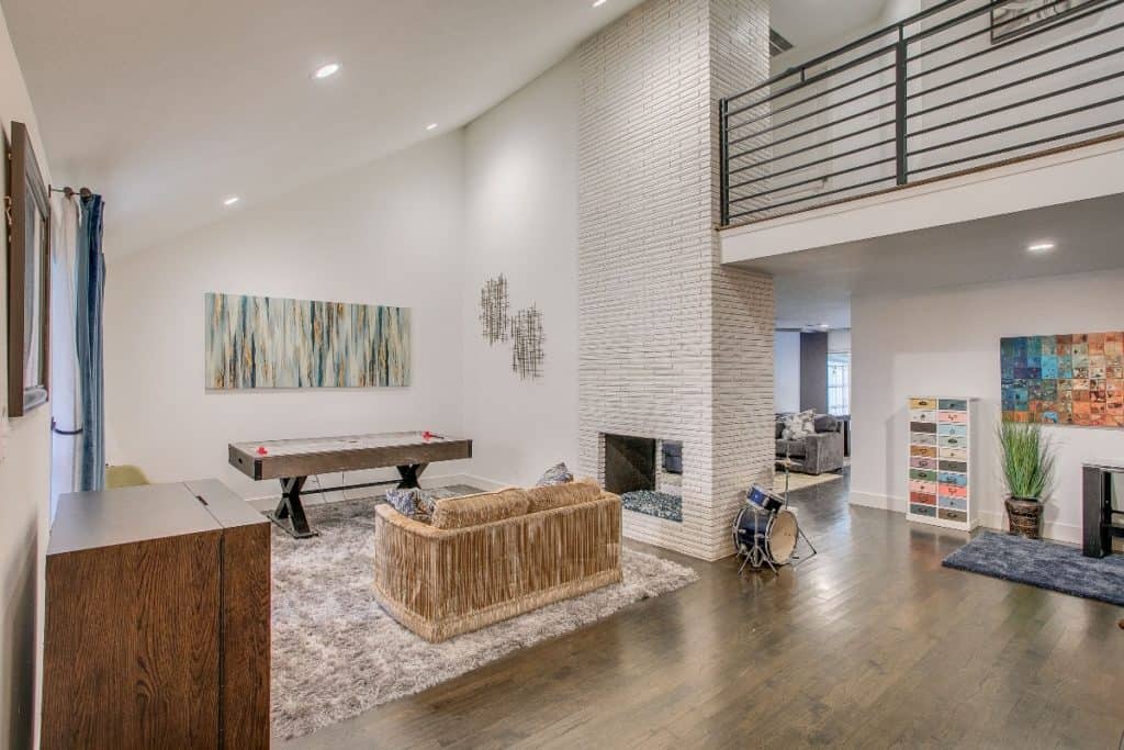 Wyatt Street Oasis Modern Stunning Home dallas rental 