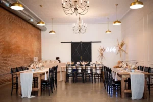 Throwing A Minimalist Wedding: All The Tips & Tricks For The Perfect Day | Peerspace