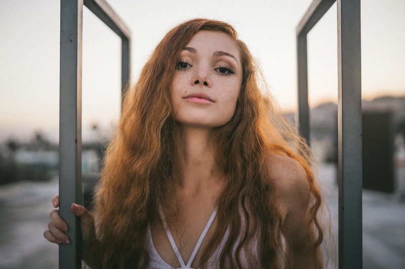 woman headshot photographS