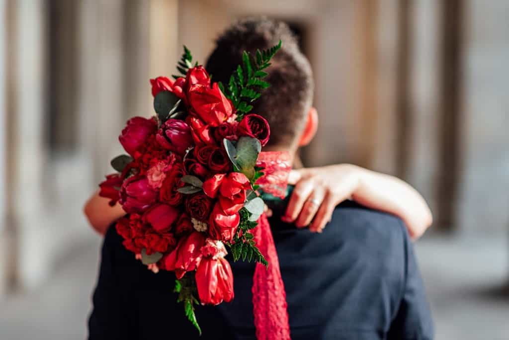 9 Special Anniversary Party Ideas | Peerspace