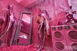 10 Pink Photoshoot Ideas That Are Bubblegum Perfection (2025) | Peerspace