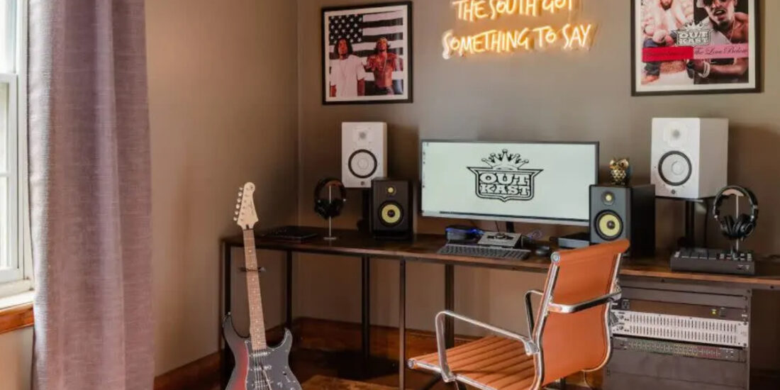 8 Best Places to Find Camera Equipment Rentals in Atlanta Peerspace