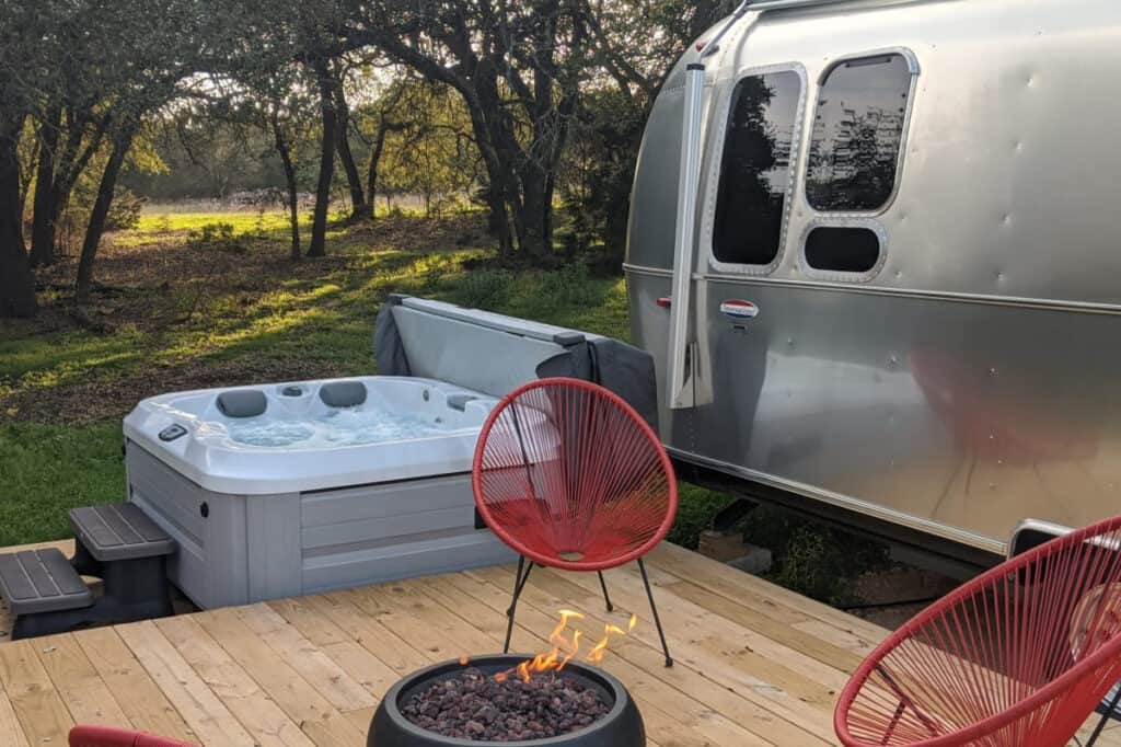 austin airstream with jacuzzi