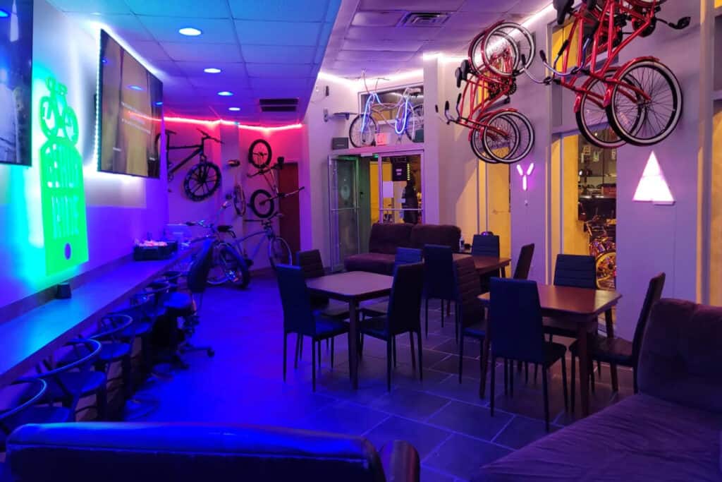 a neon bike bar in baton rouge