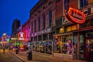 10 Awesome Team Outing Ideas in Memphis | Peerspace