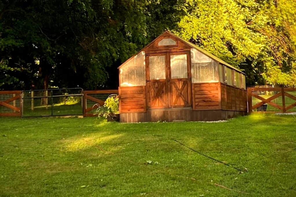 Picturesque Greenhouse on 12 Wooded Acres