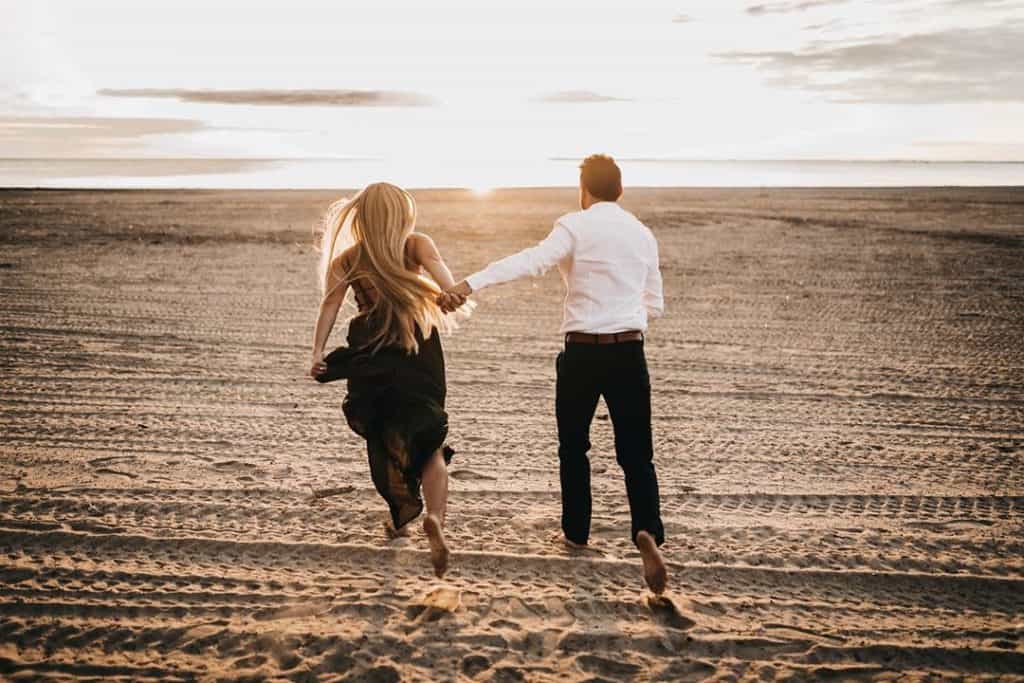 The 9 Best Engagement Photographers in Buffalo | Peerspace
