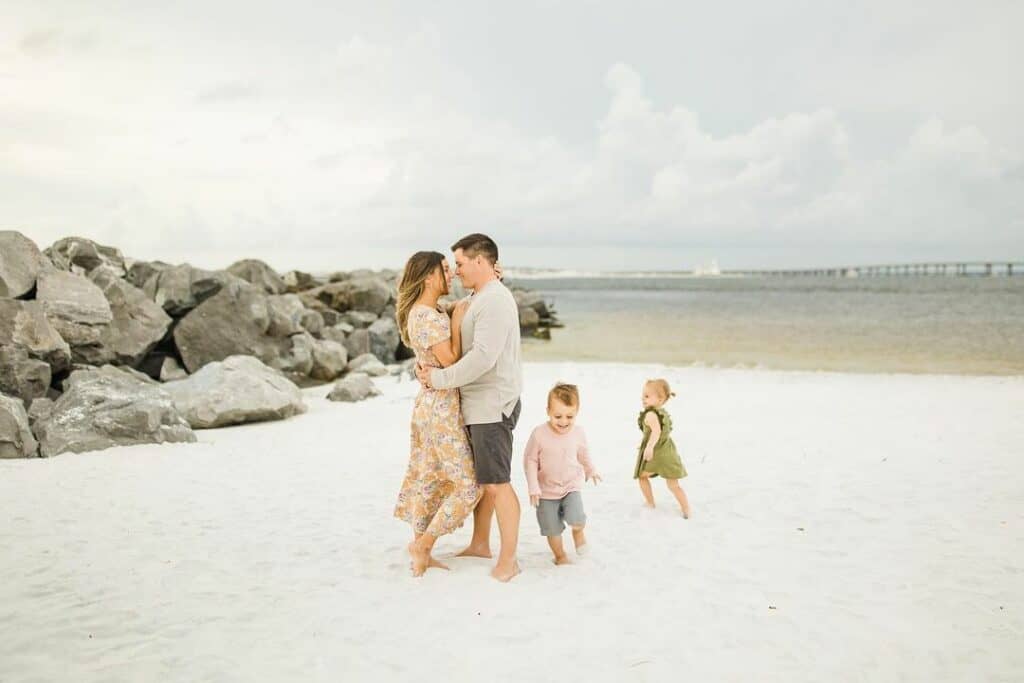 The 8 Best Lifestyle Photographers in Destin (2025) | Peerspace