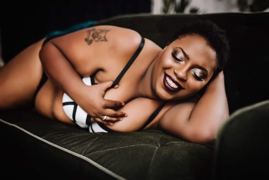 The 9 Best Boudoir Photographers in Kansas City (2025) | Peerspace