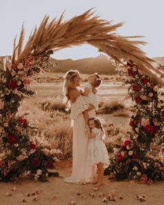The 12 Best Family Photographers in Las Vegas (2025) | Peerspace