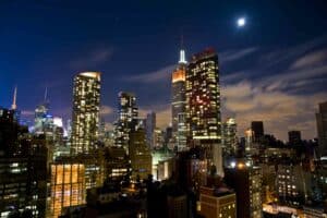 12 Creative Night Photoshoot Ideas (2025) | Peerspace