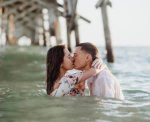 The 9 Best Engagement Photographers in Tampa | Peerspace