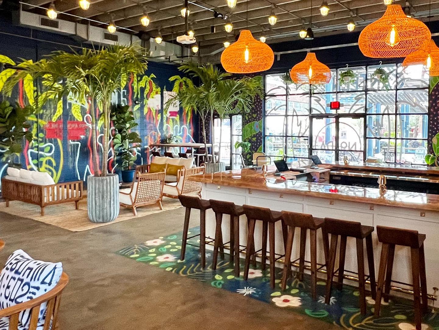 How This Charlotte Bar Owner Turned Unused Hours Into $2k a Month With Peerspace | Peerspace