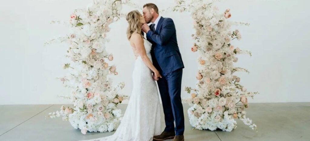 Experts Say These Are the 16 Questions to Ask a Wedding Photographer Before Booking | Peerspace