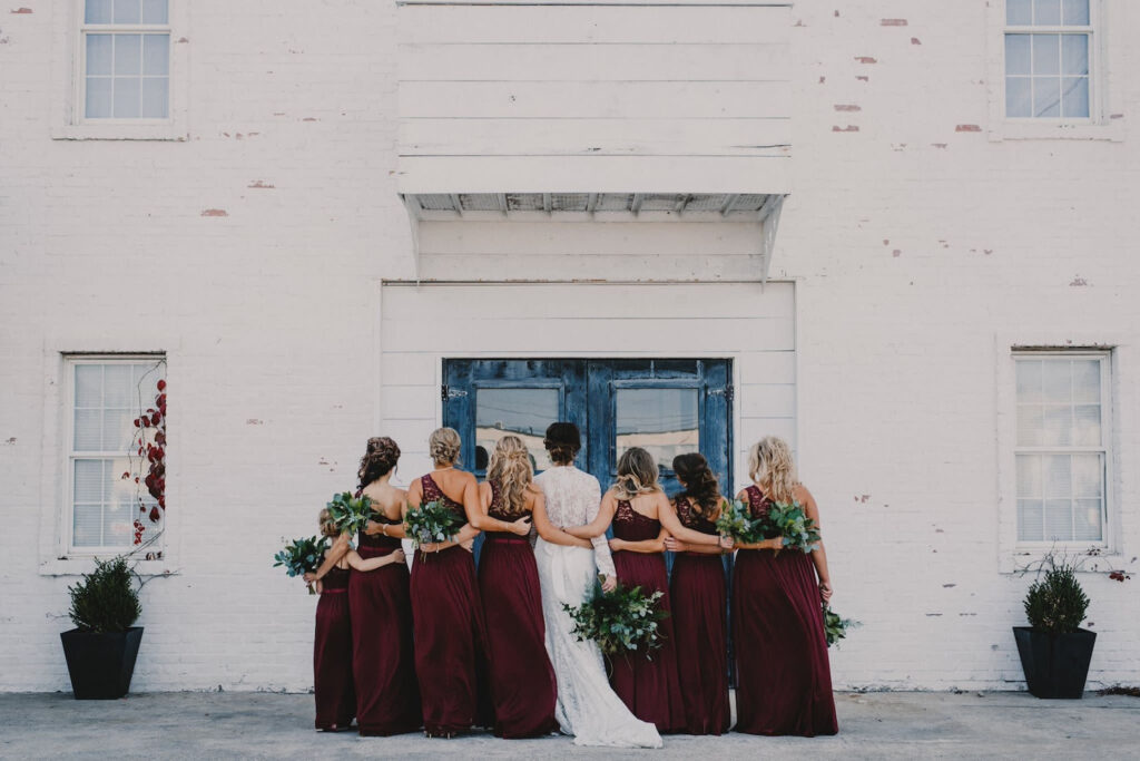 How & Where to Rent an Airbnb for a Wedding Venue in Chicago | Peerspace