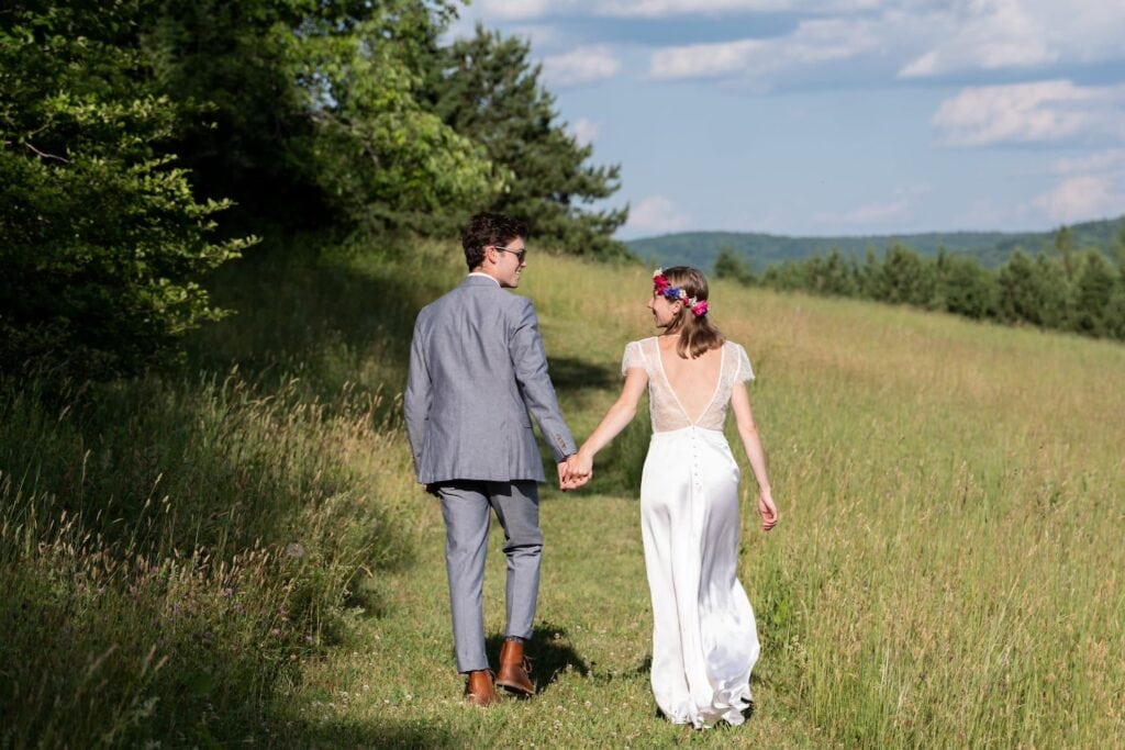 How & Where to Rent an Airbnb for a Wedding Venue in New England | Peerspace