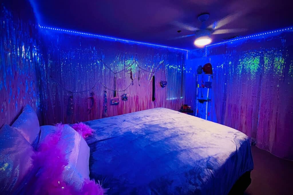 Sultry, Elegant, Playful BDSM Styled Studio