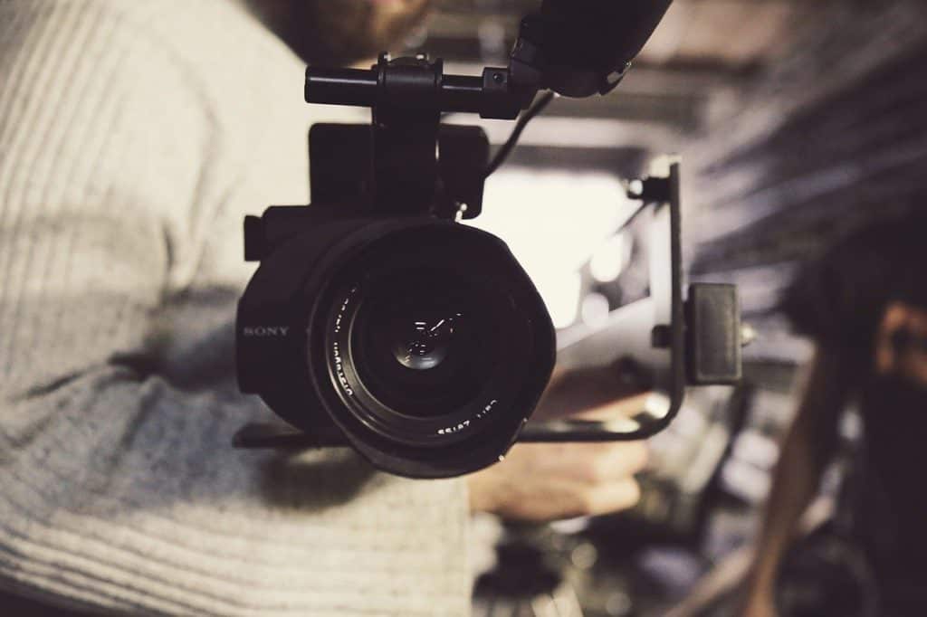 8 Tips on How to Shoot Video That Doesn’t Suck | Peerspace