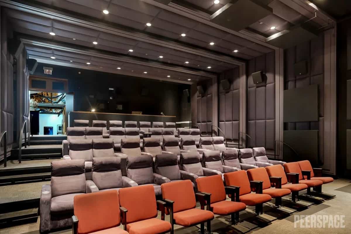 Beautiful Movie Theater / Screening Room