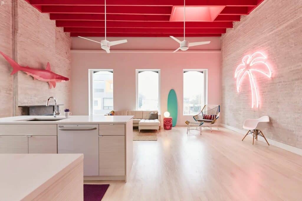 Aloha Bangtel studio in Chicago