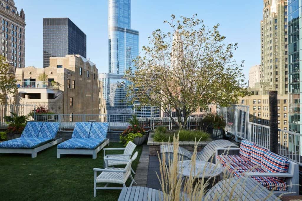 rooftop luxury lounge in west loop