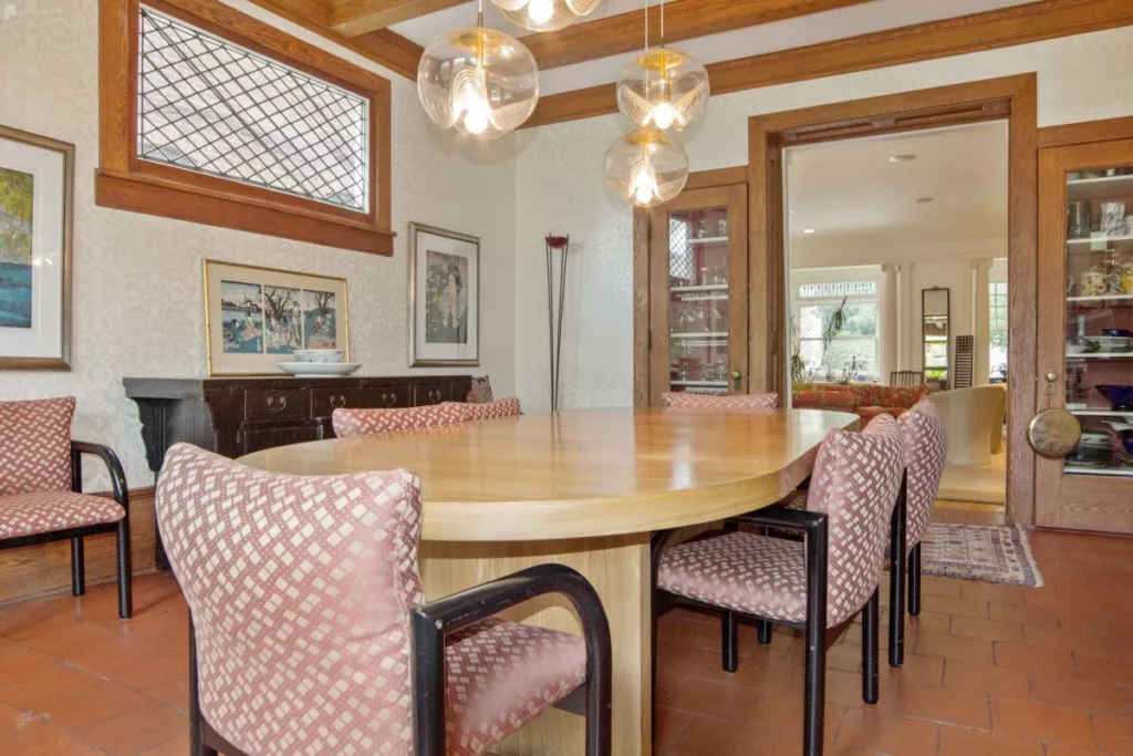 late19th century modernized victorian home