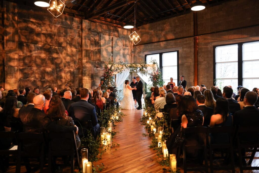 How & Where to Rent an Airbnb for a Wedding Venue in Massachusetts | Peerspace