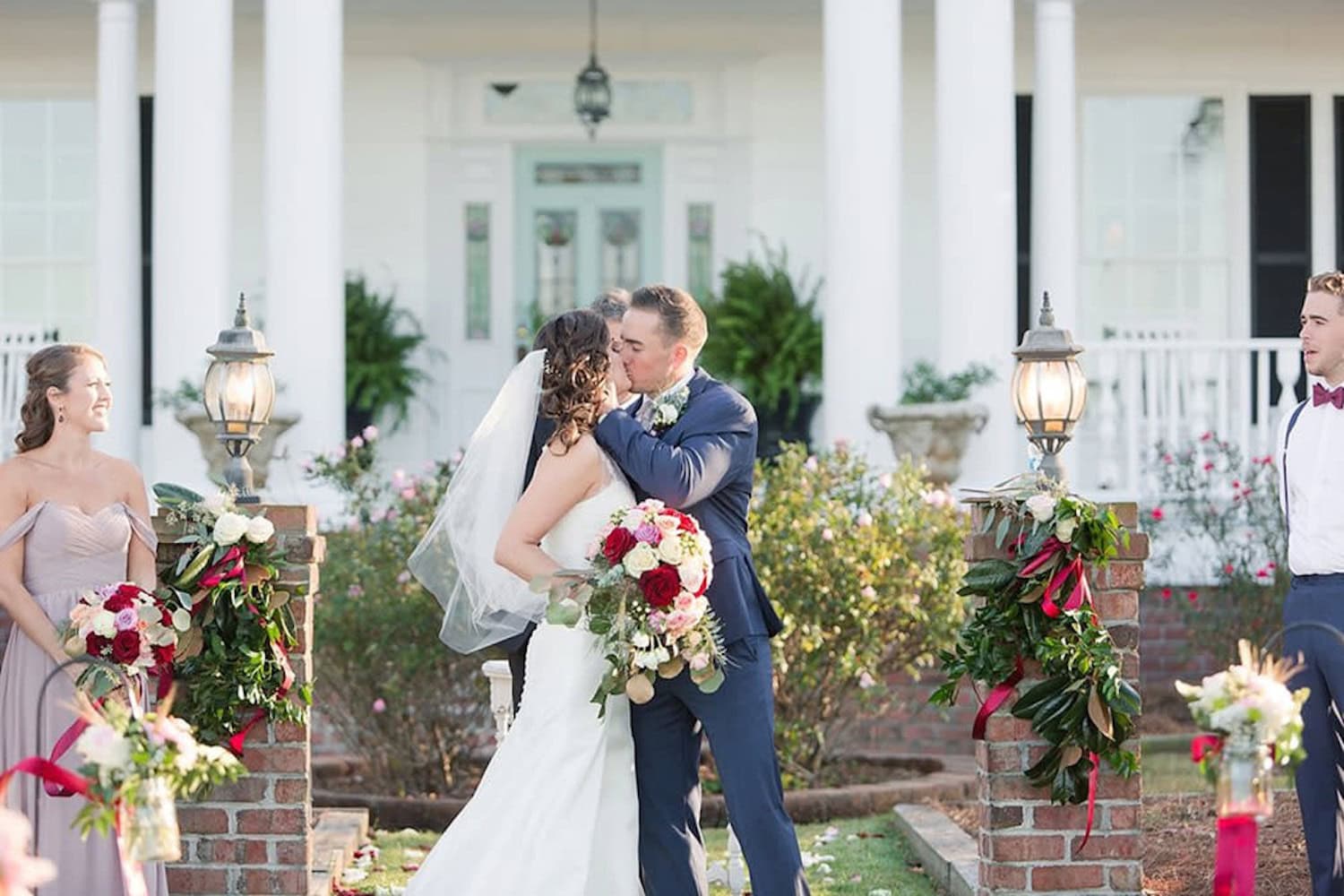 How & Where to Rent an Airbnb for a Wedding Venue in North Carolina | Peerspace