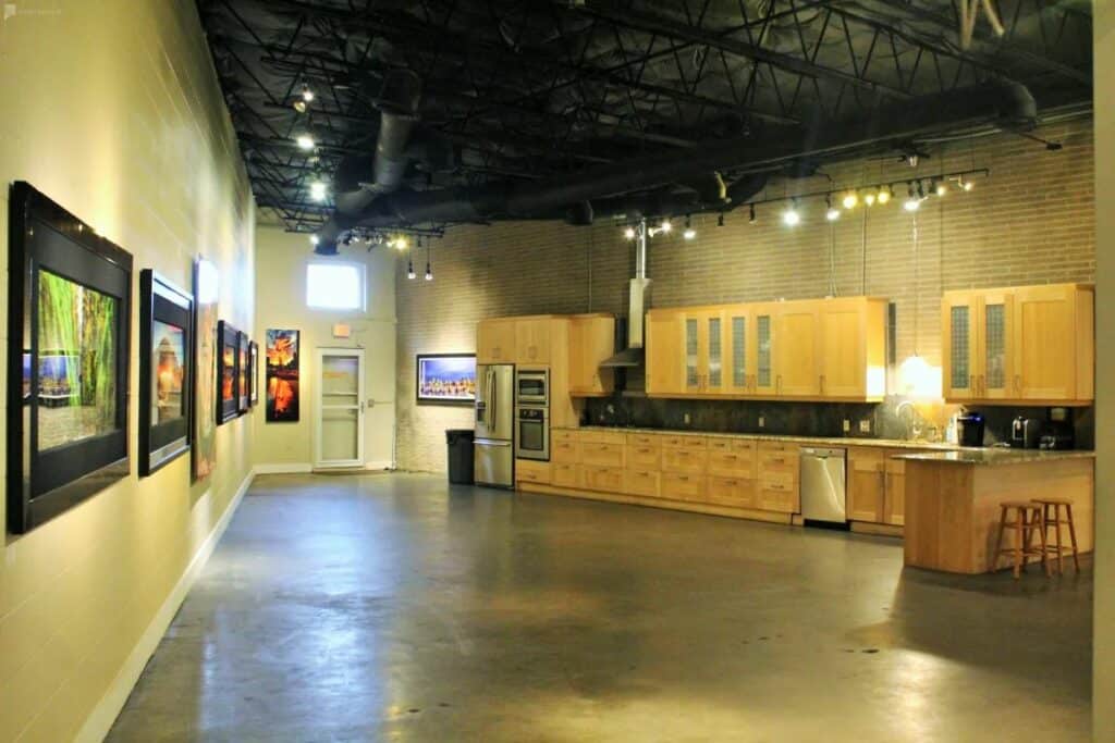 art gallery in the design district