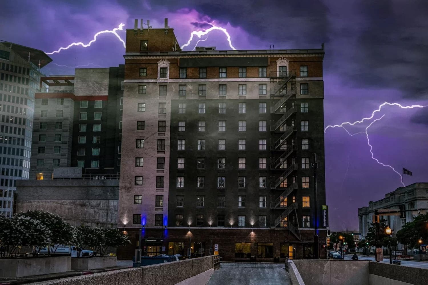 5 Immersive Halloween Experiences in Dallas This October (2026) | Peerspace