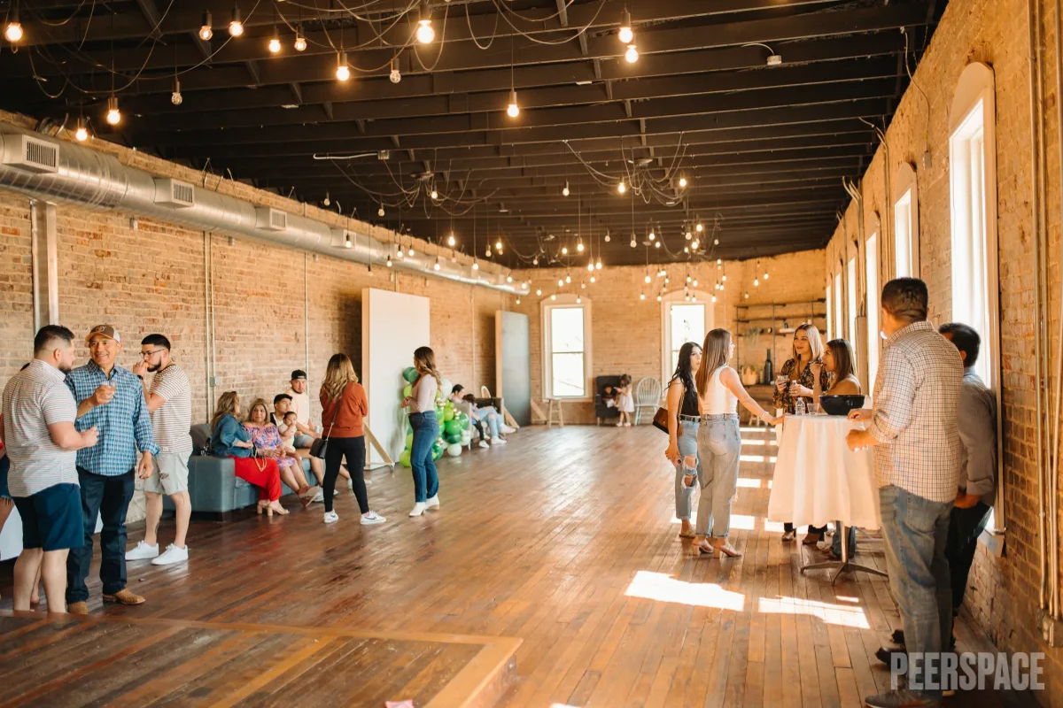 The 9 Best Small Wedding Venues in Dallas (2024) | Peerspace