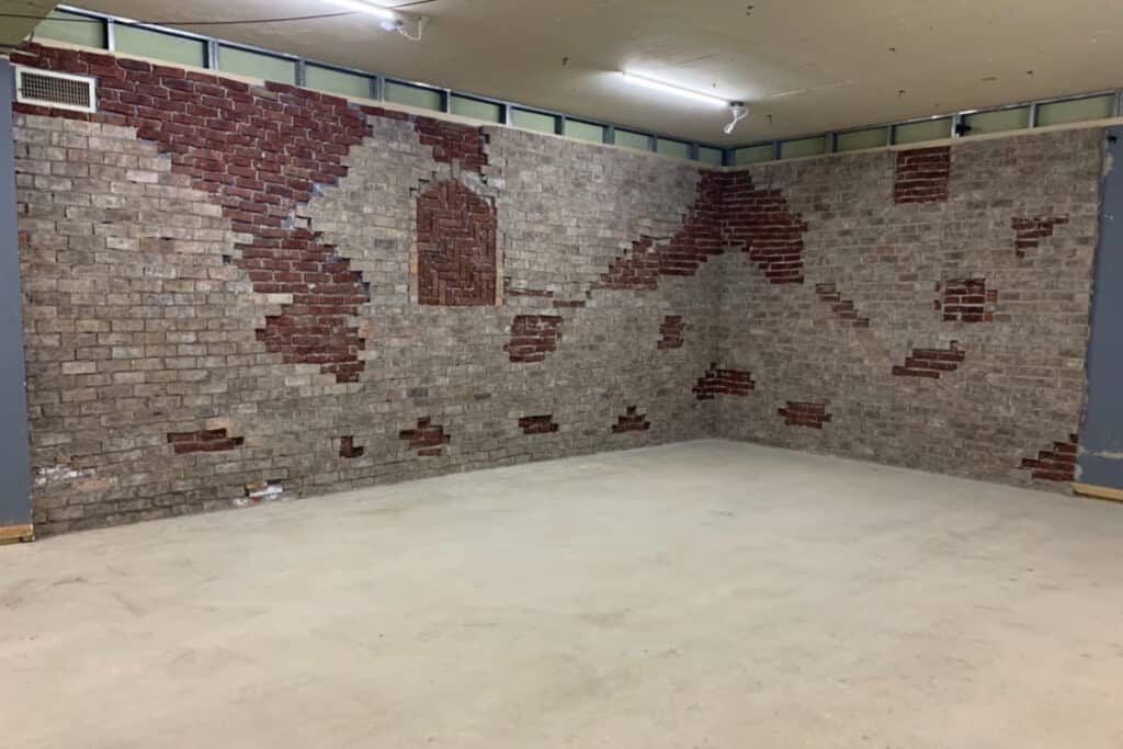 versatile basement warehouse dallas