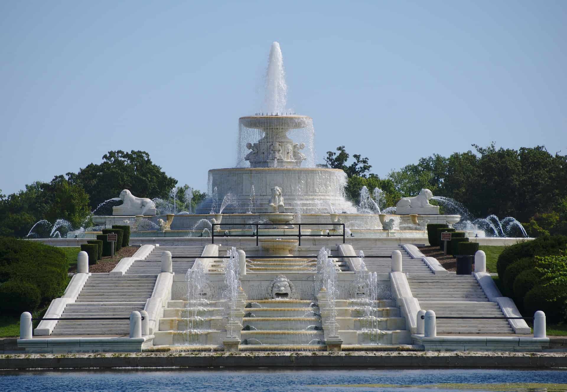 detroit fountain