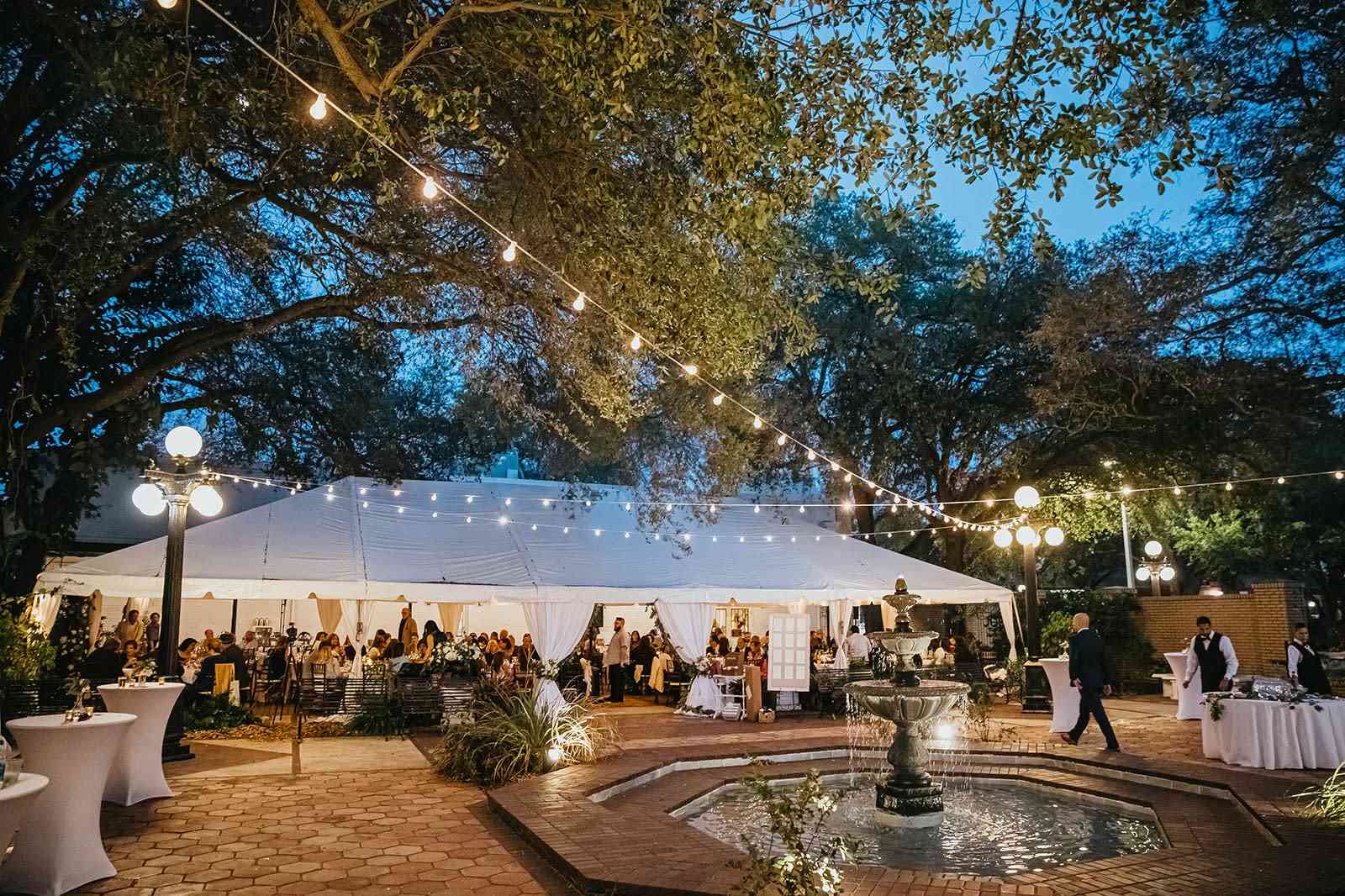 Choosing the right event planners in Jacksonville for a waterfront event