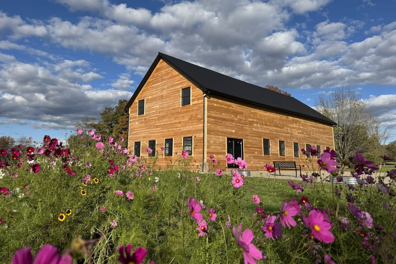 What’s Like an Airbnb for a Barn in New York? (2026) | Peerspace