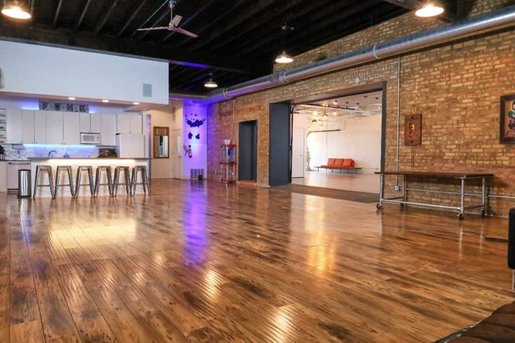 funky open loft space chicago rental