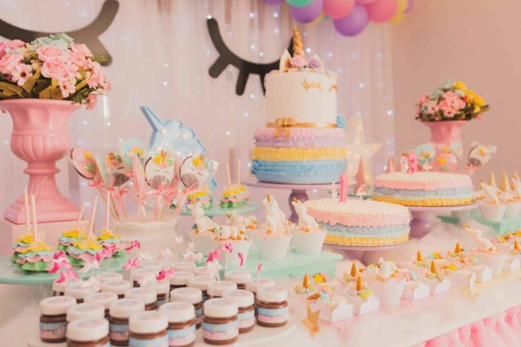 birthday party table spread