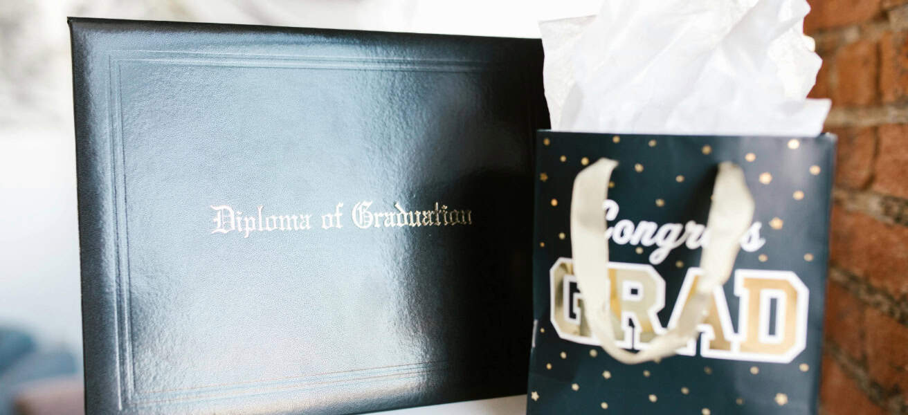 Top Graduation Party Ideas for a Memorable Celebration (2026) - Peerspace