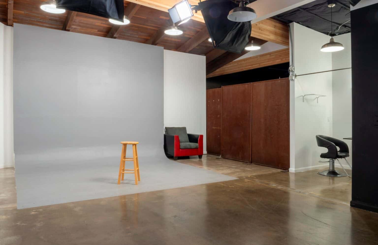 11 Chic Grey Aesthetic Room Ideas (2024) Peerspace