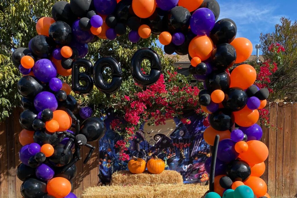 outdoor halloween decor