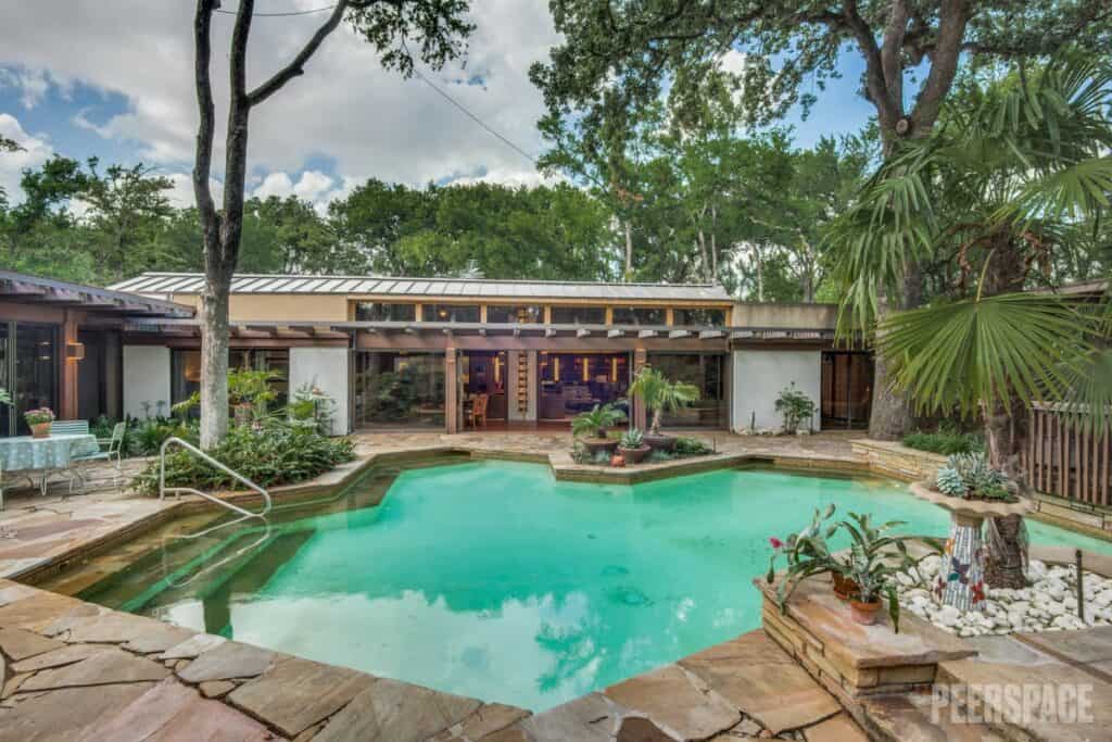 Kelly Oliver/frank Lloyd Wright Home on Private Estate