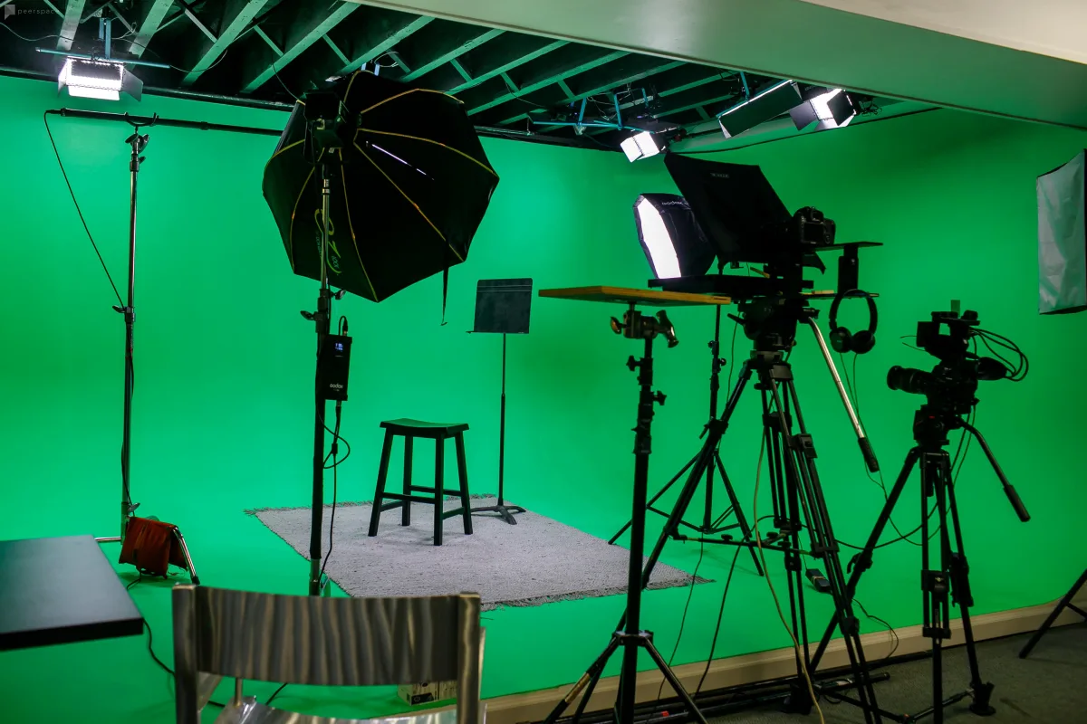 12 Unique Body Paint Photoshoot Ideas Peerspace