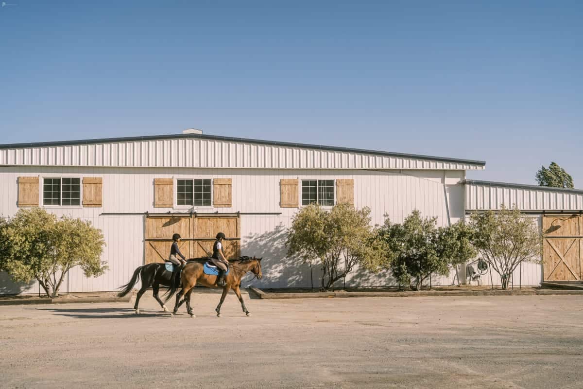 12 Gorgeous Western Photoshoot Ideas | Peerspace