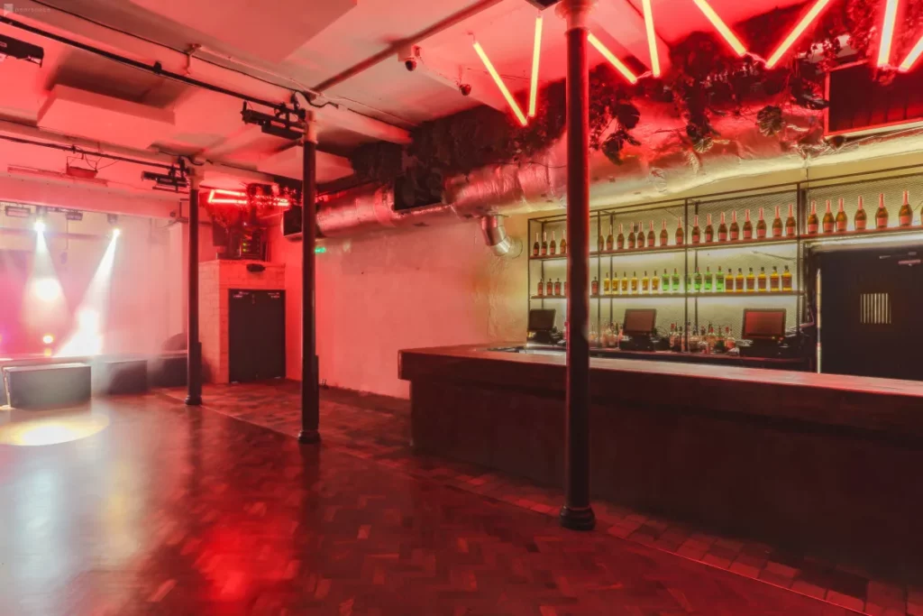 a versatile nightclub near brick lane