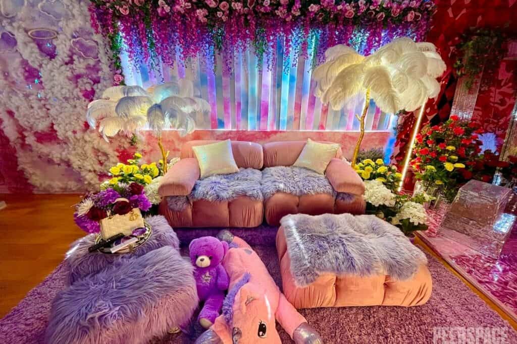 200 sqft Cotton Candy Clouds & Baddie Barbie Dreamland